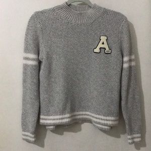 Abercrombie & Fitch Gray Sweater
